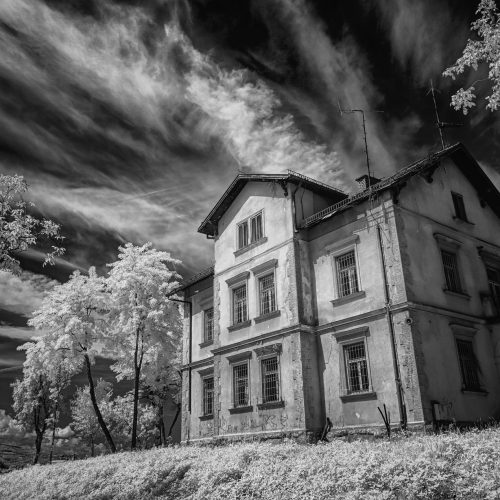 Norman Gabitzsch - Old House Remembering Better Times